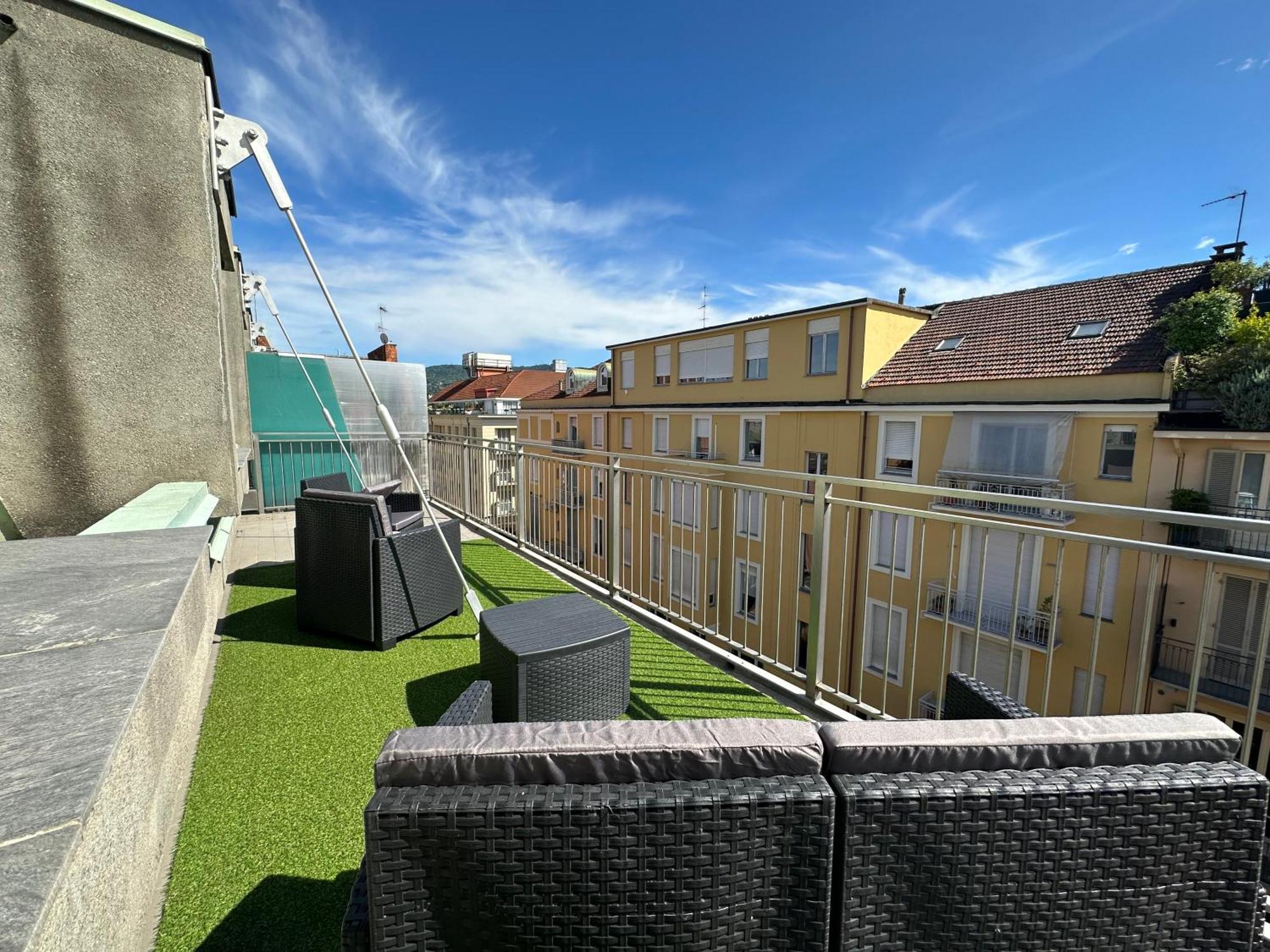 Gallery Suite The Turin Center Apartment 5 Floor, Free Garage, Big Terrace Екстериор снимка